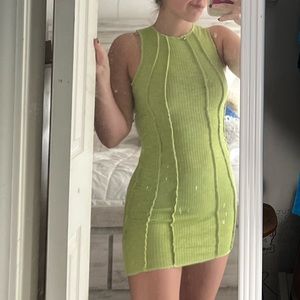 Isabelle’s cabinet green dress size small